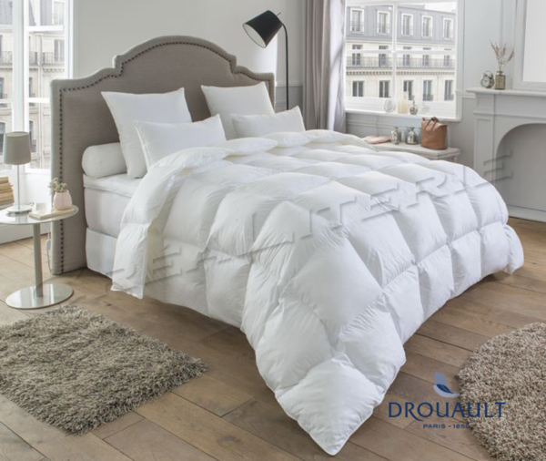 couette drouault népal 4 saisons 150 + 230 g/m², en duvet de canard traité anti acariens proneem® fabriquée en france.