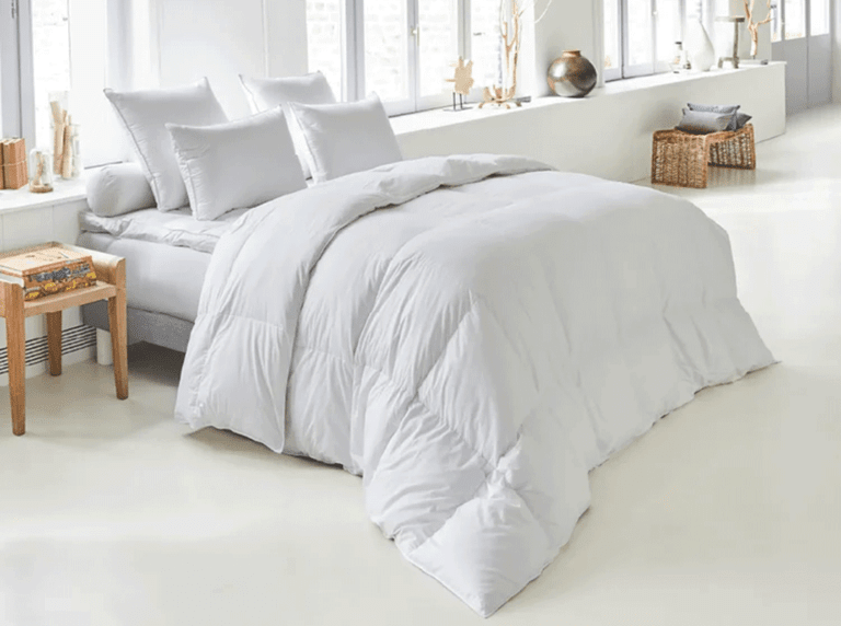 couette drouault platinium 250 g/m² en duvet d'oie haute qualité extra blanc fabriquée en france