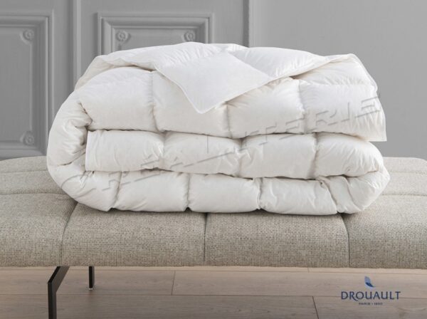 Couette  Drouault Excellence 140 g/m², en Duvet de canard blanc extra gonflant traité anti-acariens Proneem® Fabriquée en France. – Image 4