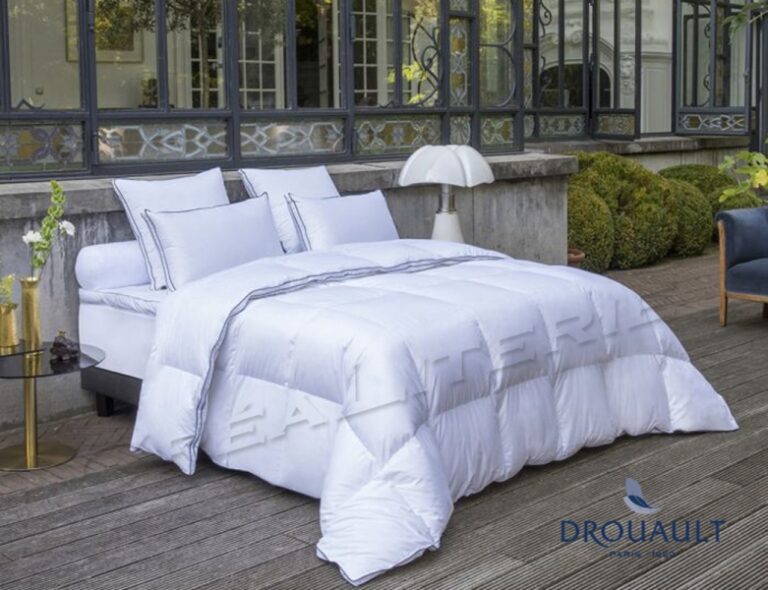 Couette-temperee-Palais-des-Reves-duvet-oie-par-DROUAULT-04